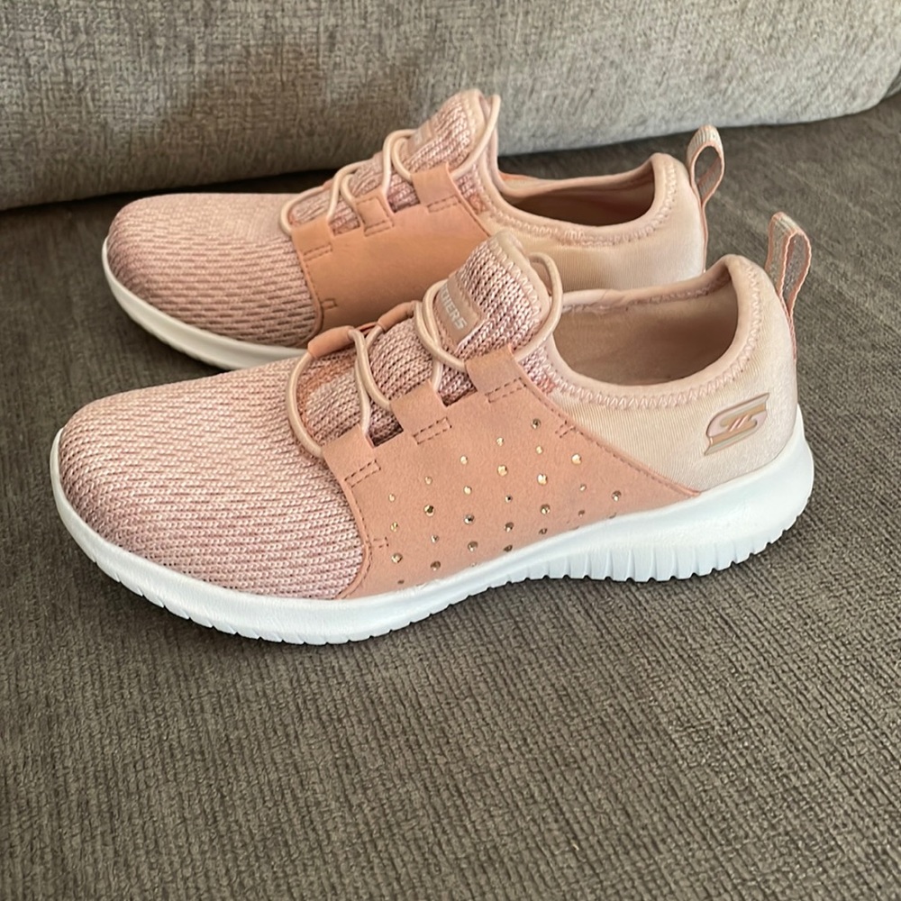 Sketchers girl youth size 13.5